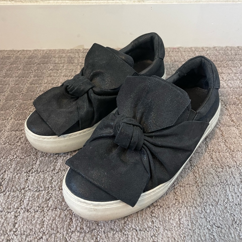 J Slides Bow Detail Sneaker Size 8